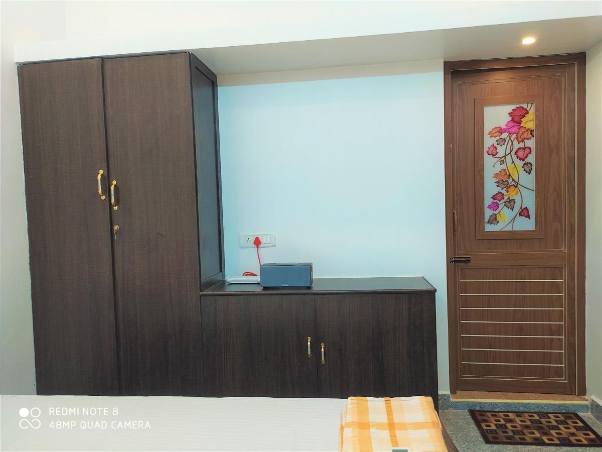 Criston Home Stay Мадурай Екстериор снимка