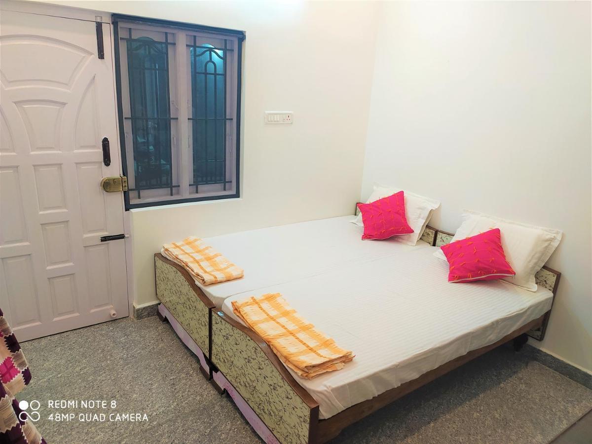 Criston Home Stay Мадурай Екстериор снимка